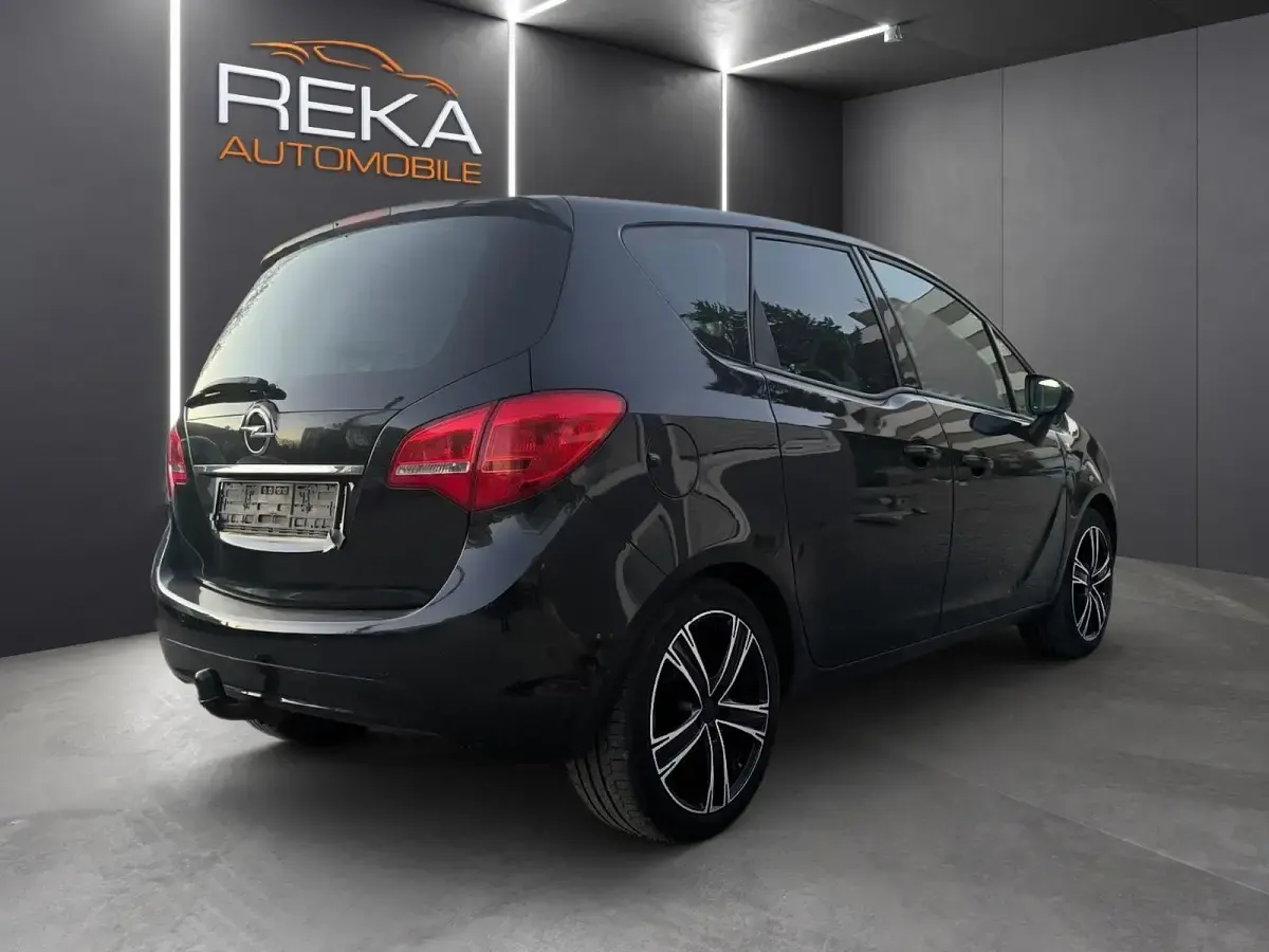 Gebraucht Opel Meriva drive 140 PS (102 kW) 2016 Schwarz Van / Kleinbus