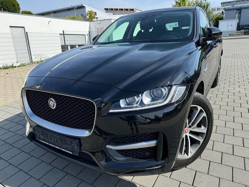 Schwarz Gebraucht 2018 Jaguar F-Pace R-Sport SUV | 19.980 € (Superpreis) - Bild 1/4