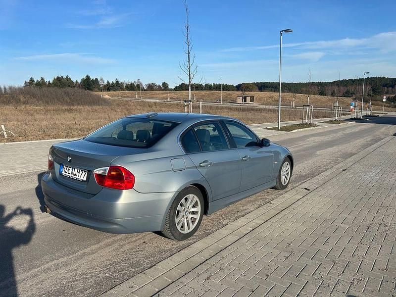 Gebraucht BMW 325 218 PS (160 kW) 2006 Silber Limousine