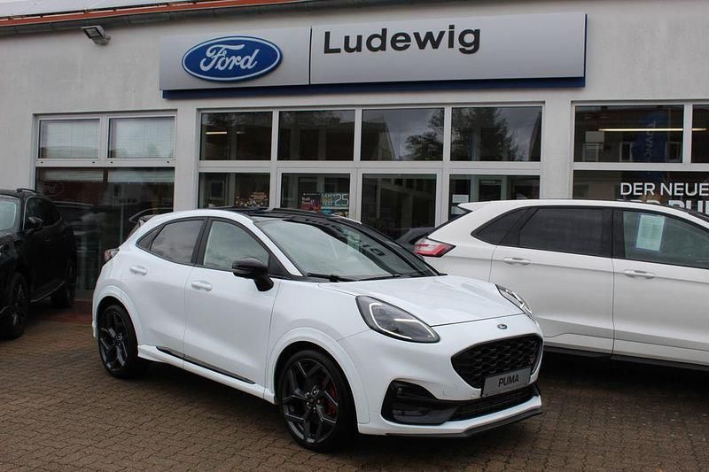 Weiß Gebraucht 2021 Ford Puma ST SUV | 20.990 € (Fairer Preis) - Bild 1/4