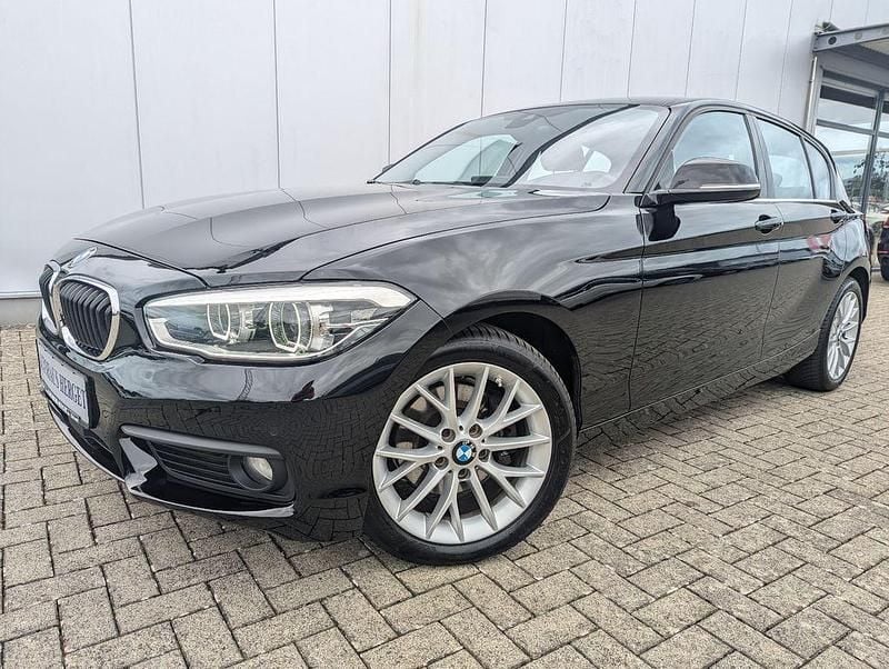 Schwarz Gebraucht 2016 BMW 125 Advantage Kleinwagen | 15.990 € (Guter Preis) - Bild 1/4