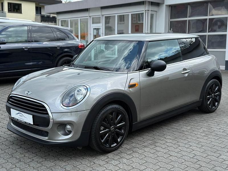 Second-hand Mini ONE 102 CP (75 kW) 2018 Gri Hatchback