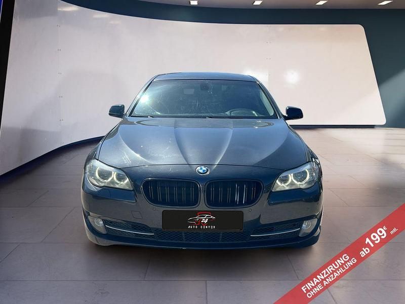 Gebraucht BMW 520 184 PS (135 kW) 2011 Grau Limousine