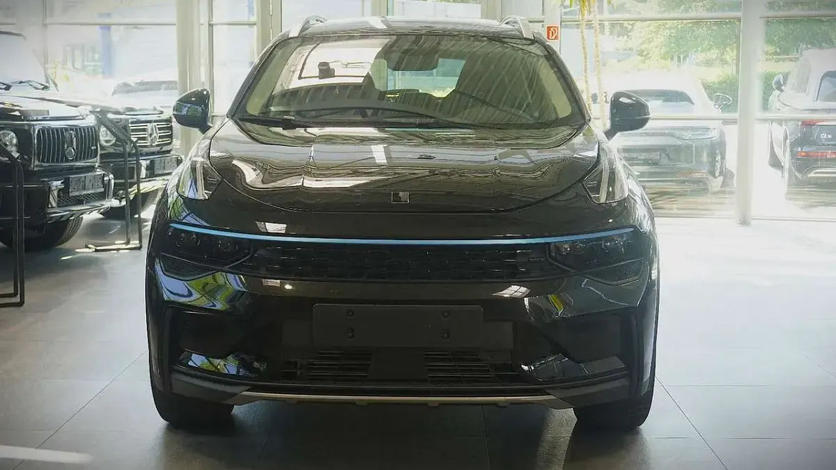 Second-hand Lynk & Co 01 197 CP (144 kW) 2022 Negru SUV