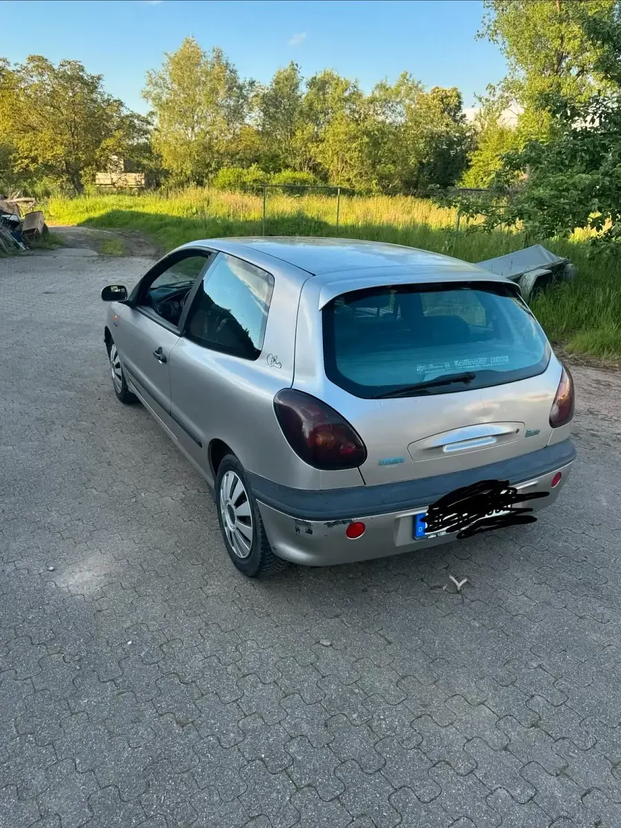 Usata Fiat Bravo 103 CV (75 kW) 2000 Argento Utilitaria