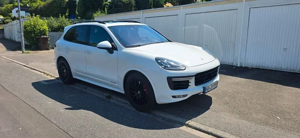 Gebraucht Porsche Cayenne 441 PS (324 kW) 2016 Weiß SUV