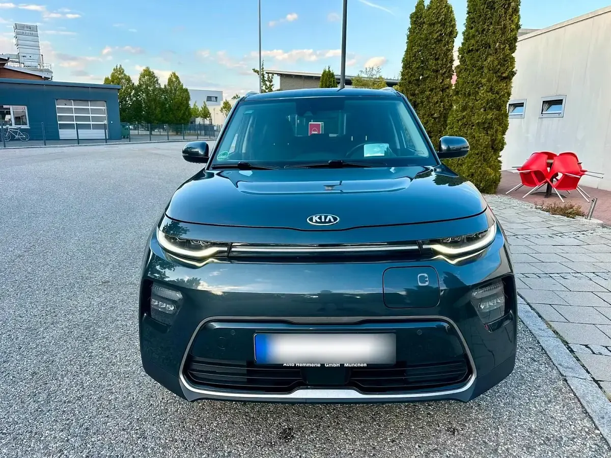 Gebraucht Kia Soul EV 150 kW (204 PS) 2022 Grau SUV