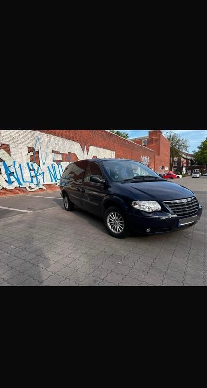 Andere außenfarben Gebraucht 2007 Chrysler Grand Voyager Van / Kleinbus | 2.450 € (Fairer Preis) - Bild 1/4