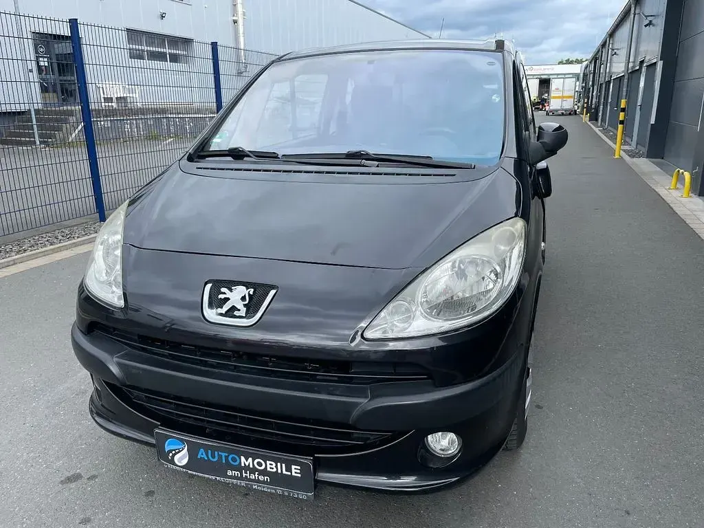 Gebraucht Peugeot 1007 Premium 109 PS (80 kW) 2007 Van / Kleinbus