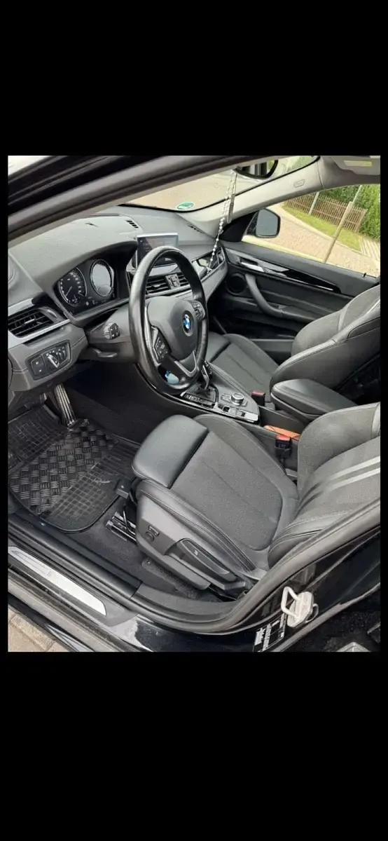 Gebraucht BMW X1 Performance 150 PS (110 kW) 2019 Schwarz SUV