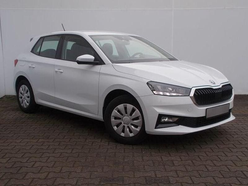 Gebraucht Skoda Fabia Selection 80 PS (58 kW) 2024 Weiß Limousine