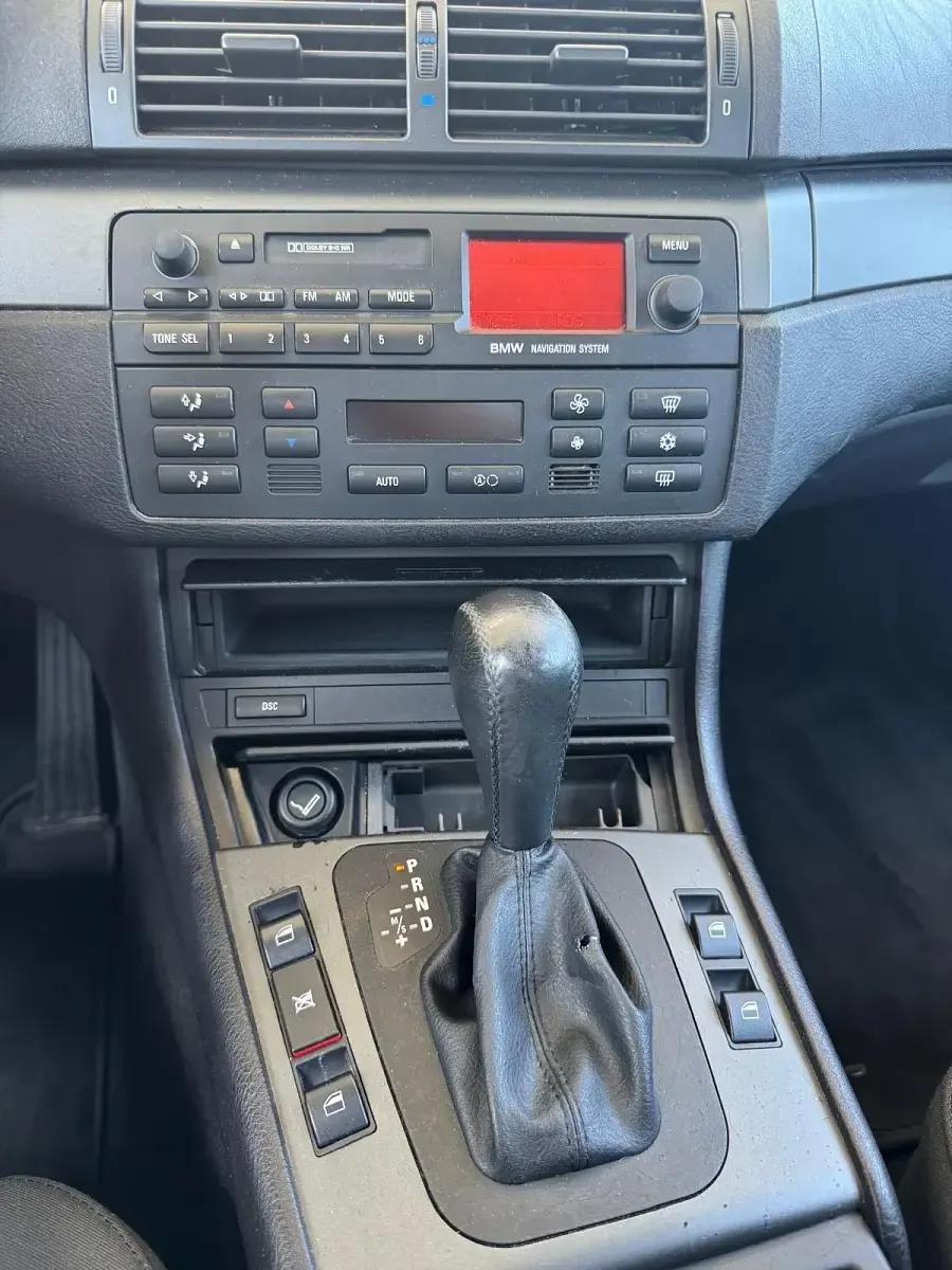 Gebraucht BMW 318 143 PS (105 kW) 2004 Schwarz Kombi