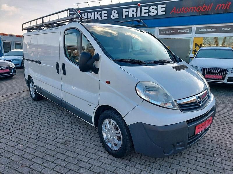 Weiß Gebraucht 2011 Opel Vivaro Van | 3.999 € - Bild 1/4