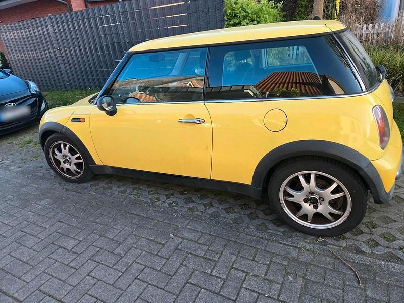 Gebraucht Mini ONE 90 PS (66 kW) 2003 Gelb Kleinwagen