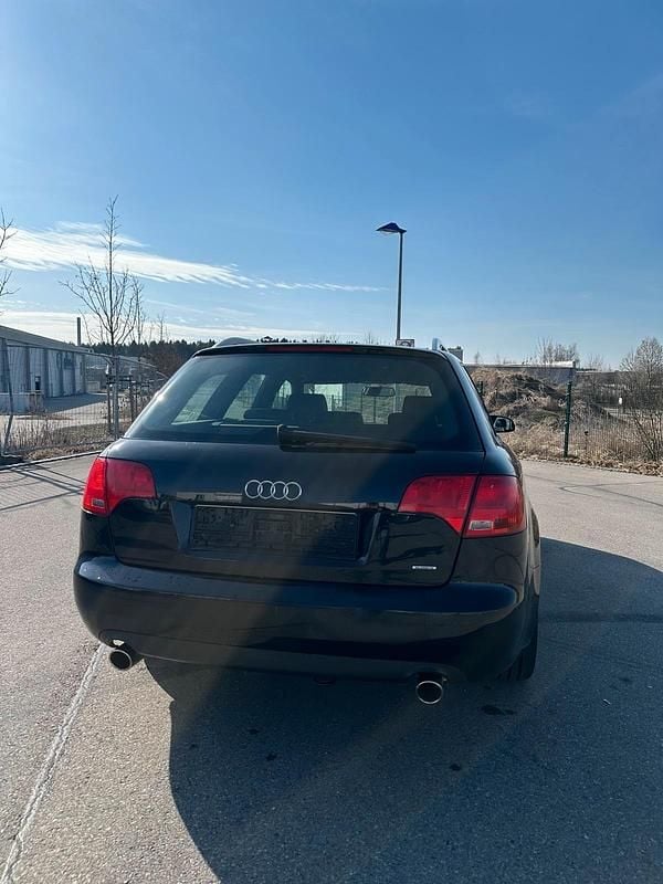 Gebraucht Audi A4 S-Line 163 PS (119 kW) 2004 Schwarz Kombi