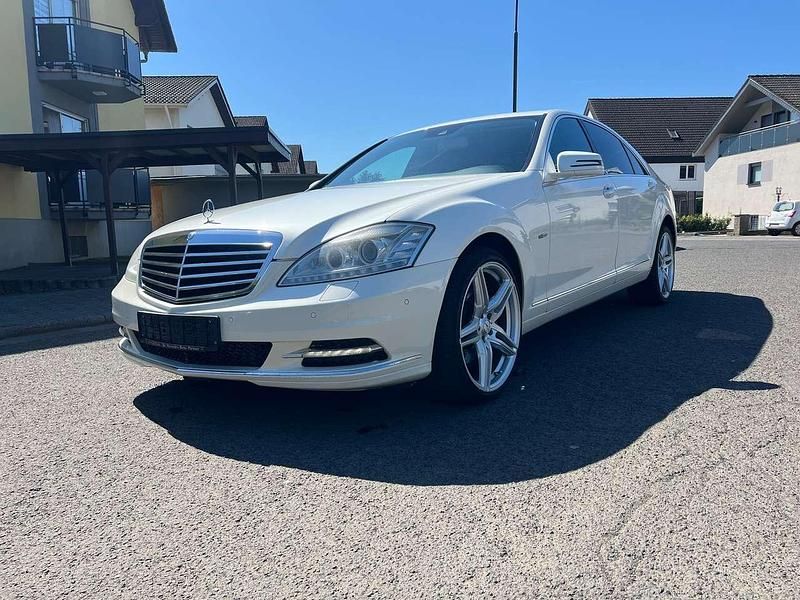Weiß Gebraucht 2012 Mercedes S250 Limousine | 14.000 € (Fairer Preis) - Bild 1/4