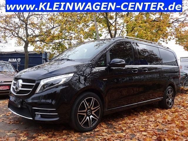 Obsidianschwarz Gebraucht 2016 Mercedes V250 Avantgarde Edition Van / Kleinbus | 47.750 € - Bild 1/4