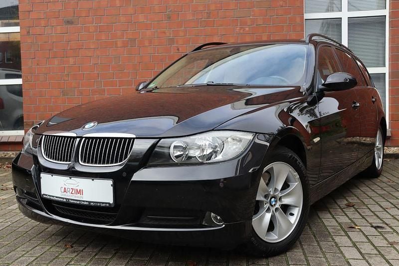 Schwarz Gebraucht 2007 BMW 318 Advantage Kombi | 5.990 € (Etwas zu teuer) - Bild 1/4