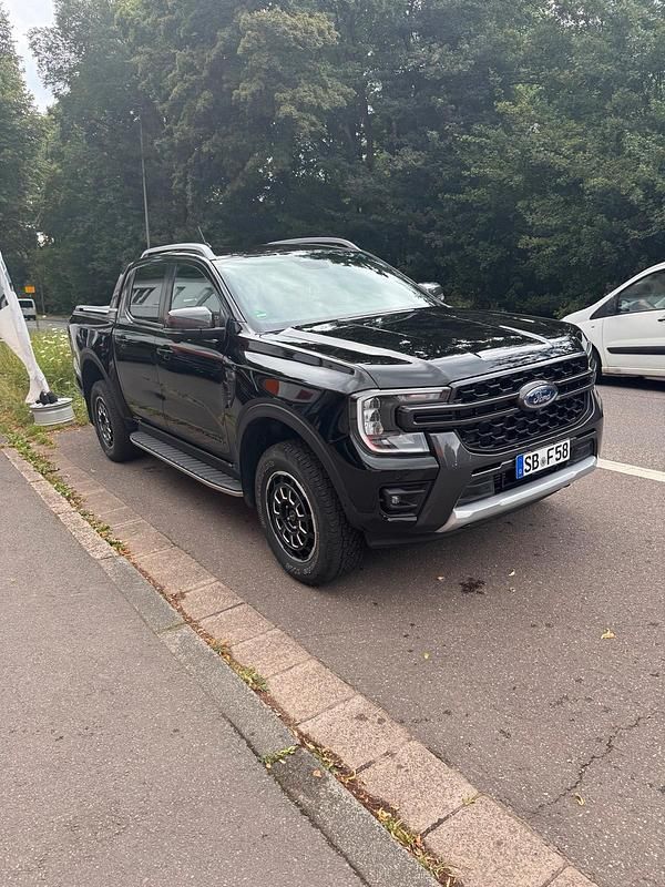 Schwarz Gebraucht 2024 Ford Ranger Wildtrack Abholung | 49.999 € (Teuer) - Bild 1/4