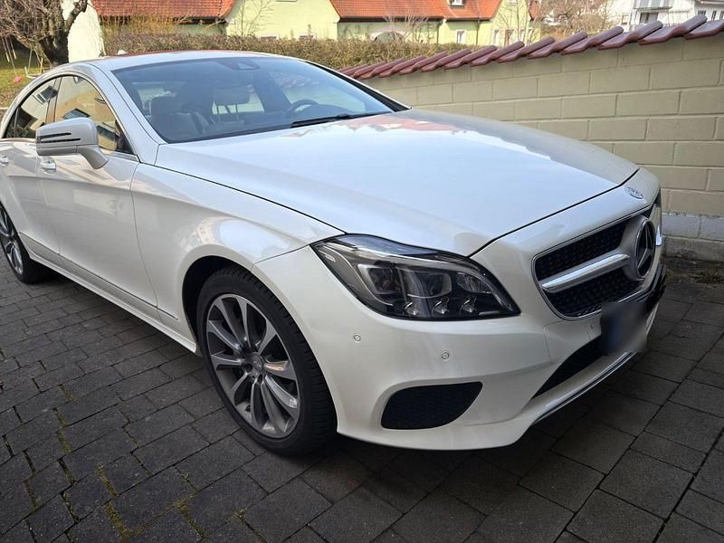 Gebraucht Mercedes CLS400 333 PS (244 kW) 2015 Weiß Coupé