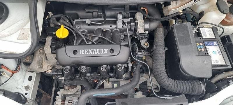 Gebraucht Renault Twingo Authentique 58 PS (42 kW) 2006 Weiß Kleinwagen