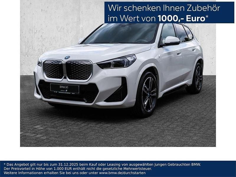 Weiß Neu 2025 BMW iX1 M Sport SUV | 47.980 € (Guter Preis) - Bild 1/4