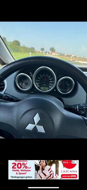 Grün Gebraucht 2005 Mitsubishi Colt Kleinwagen | 750 € - Bild 1/4