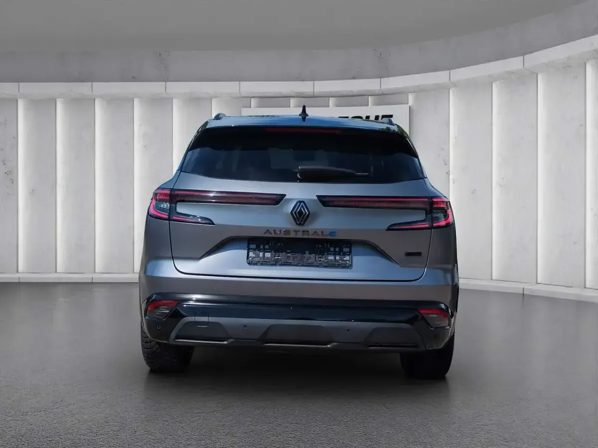 Gebraucht Renault Austral 131 PS (96 kW) 2024 Grau kql + schwarz gne SUV
