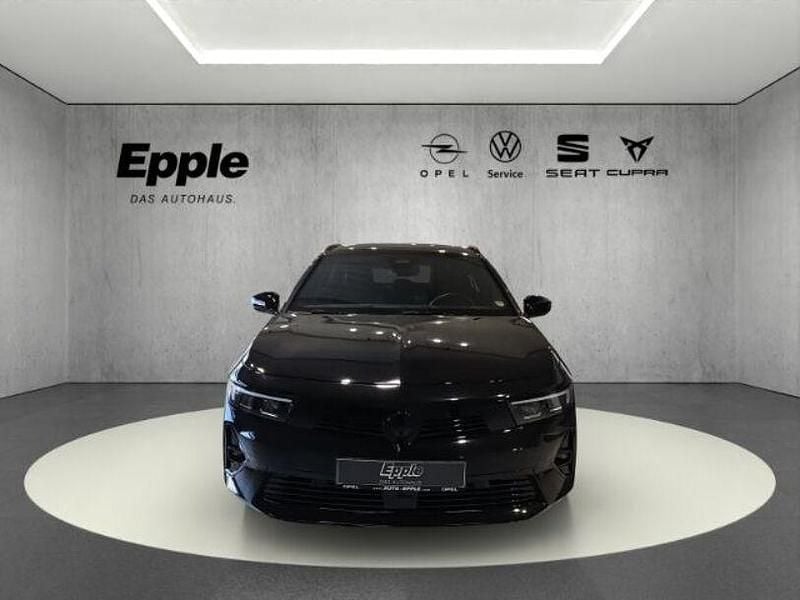 Usado Opel Astra Ultimate 131 HP (96 kW) 2024 Preto Carrinha