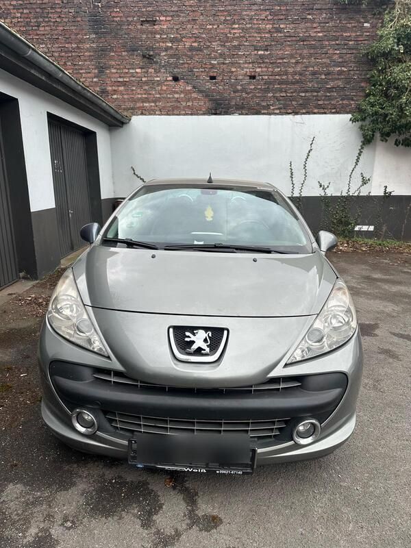 Andere außenfarben Gebraucht 2008 Peugeot 207 CC Cabrio | 1.200 € (Superpreis) - Bild 1/4