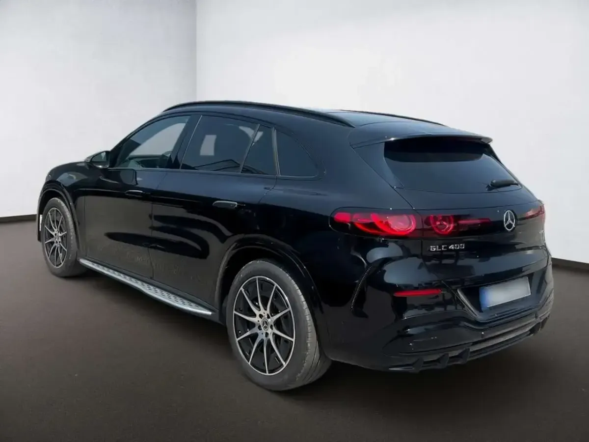Gebraucht Mercedes GLC400d AMG 359 kW (489 PS) 2026 Obsidianschwarz SUV