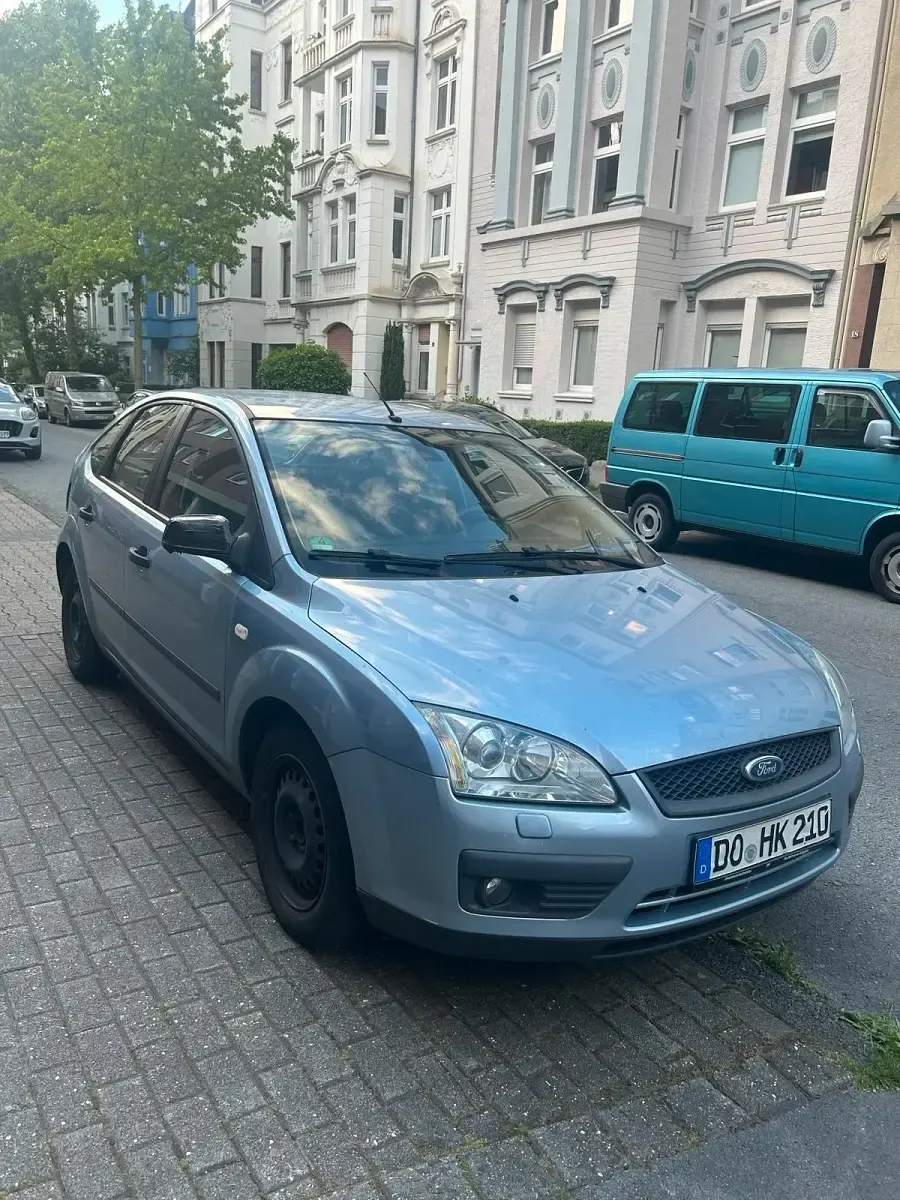 Gebraucht Ford Focus 101 PS (74 kW) 2006 Grau Limousine