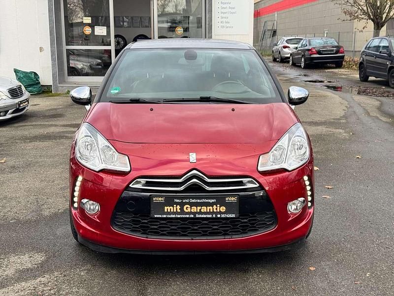 Rot erythree onyxschwarzlack Gebraucht 2010 Citroën DS3 So Chic Kleinwagen | 6.450 € (Fairer Preis) - Bild 1/4