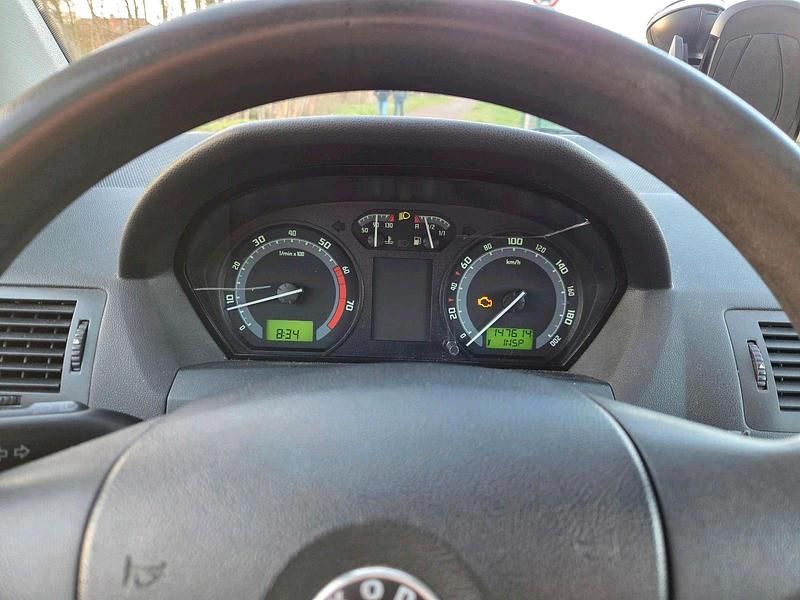 Gebraucht Skoda Fabia 2005 Silber Kleinwagen