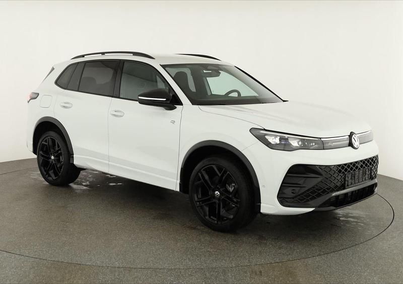 Neu VW Tiguan Style 265 PS (194 kW) 2025 Pure white SUV