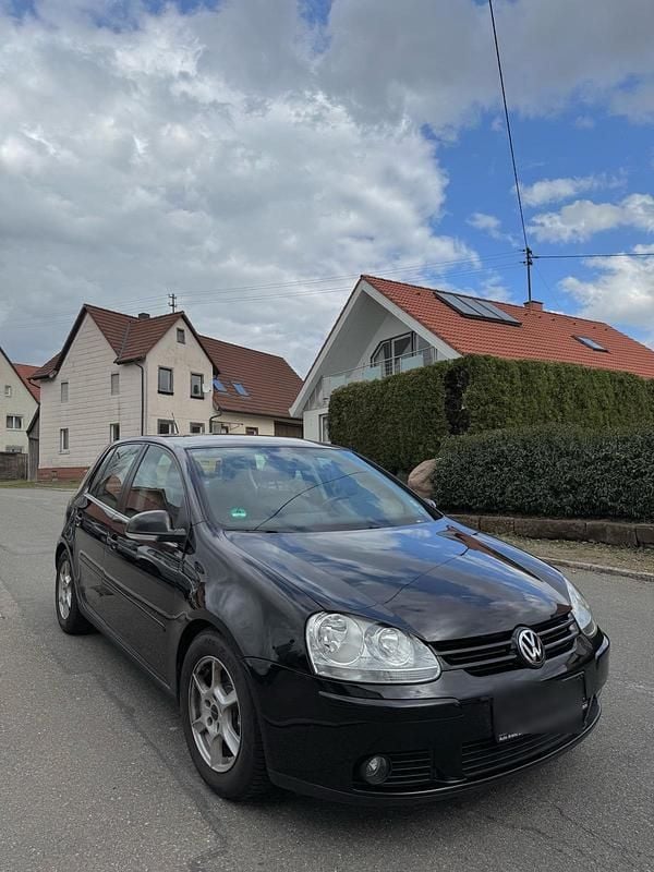 Schwarz Gebraucht 2007 VW Golf V Kleinwagen | 3.200 € (Fairer Preis) - Bild 1/4