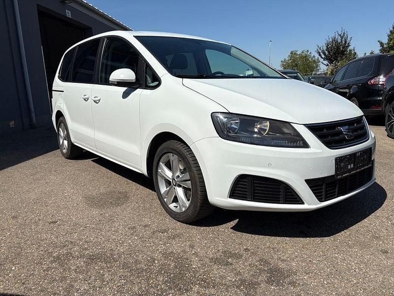 Weiß Gebraucht 2017 Seat Alhambra Ecomotive Van / Kleinbus | 15.900 € - Bild 1/4