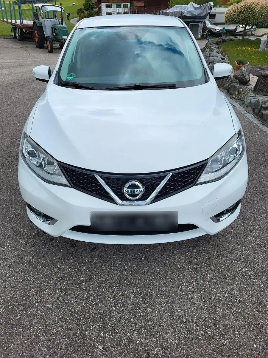 Gebraucht Nissan Pulsar N-Connecta 116 PS (85 kW) 2015 Weiß Kleinwagen