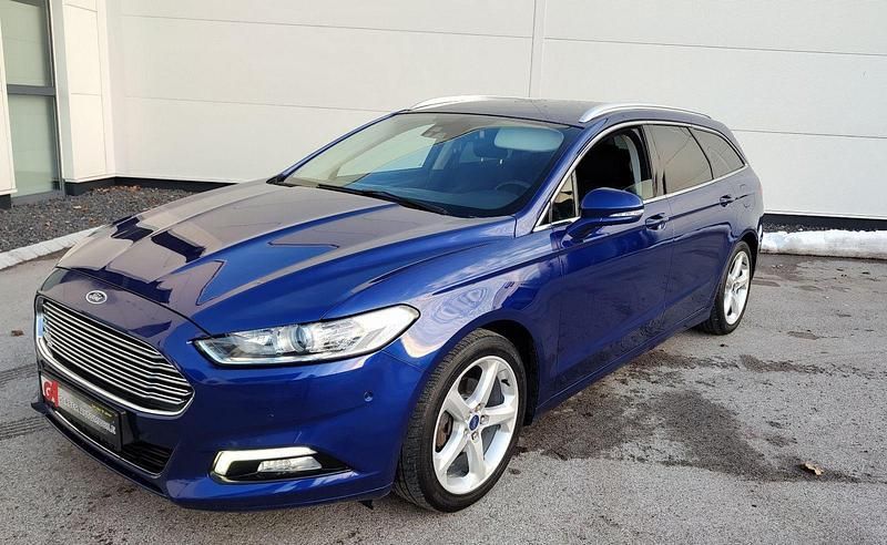 Gebraucht Ford Mondeo Titanium 150 PS (110 kW) 2016 Blau Kombi