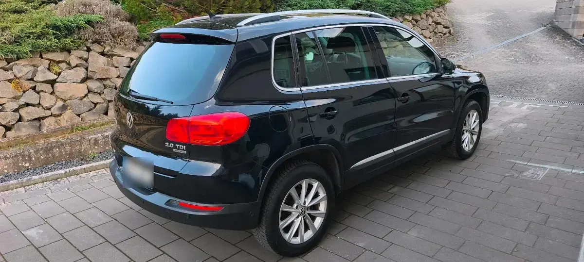 Gebraucht VW Tiguan Style 140 PS (102 kW) 2012 Schwarz SUV