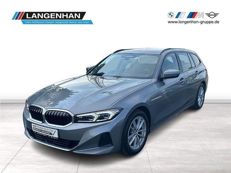 Grau Gebraucht 2023 BMW 318 Sport Line Kombi | 32.931 € (Etwas zu teuer) - Bild 1/4