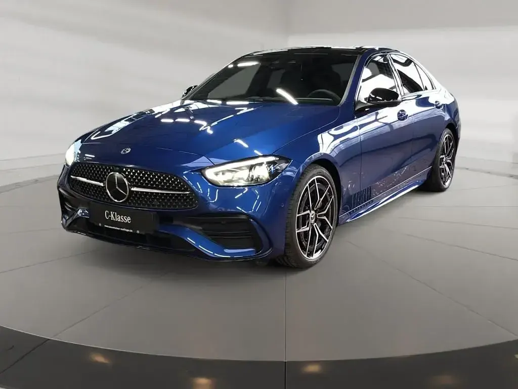 Gebraucht Mercedes C300 AMG 265 PS (194 kW) 2024 Blau Limousine