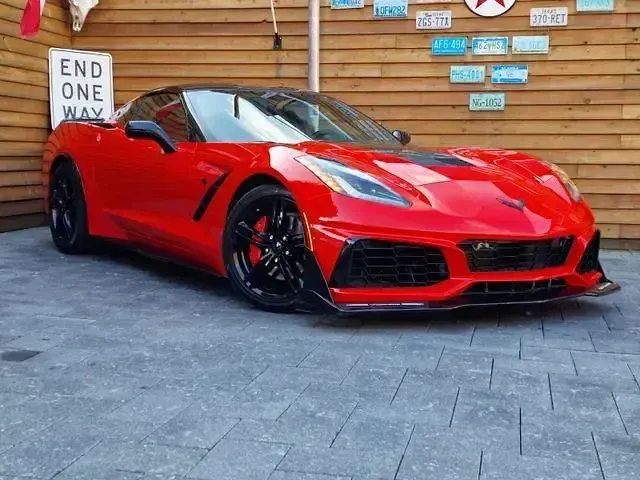 Gebraucht Corvette Stingray 466 PS (342 kW) 2016 Rot Coupé