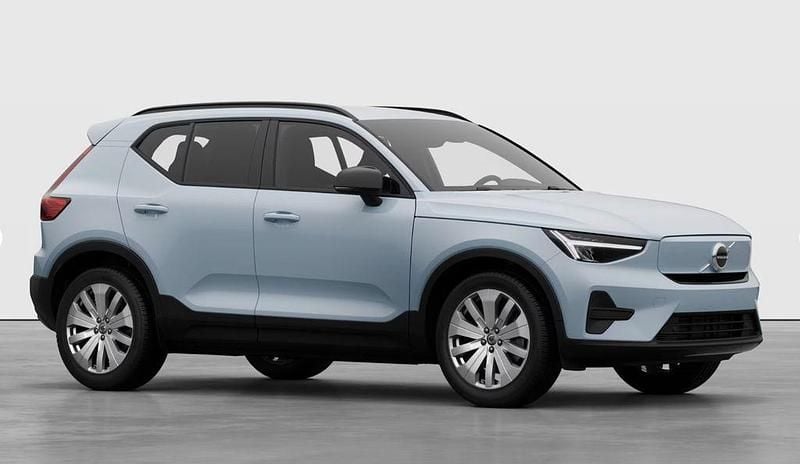 Blau Neu 2025 Volvo EX30 Core SUV | 33.890 € - Bild 1/4