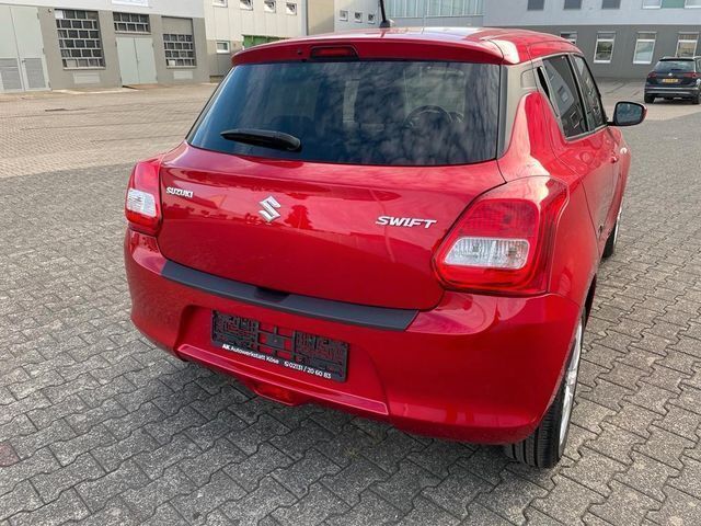 Gebraucht Suzuki Swift Comfort 111 PS (81 kW) 2017 Rot Kleinwagen