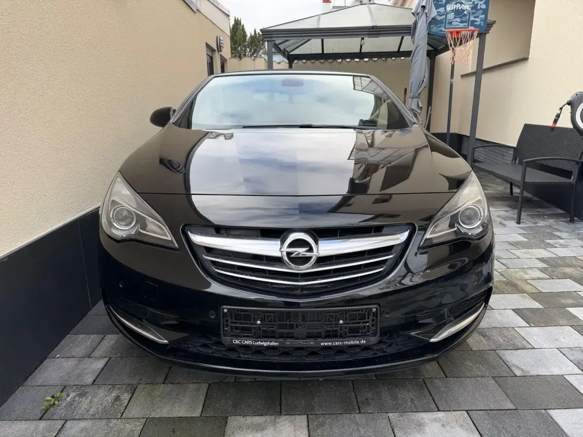Gebraucht Opel Cascada 200 PS (147 kW) 2018 Schwarz Cabrio