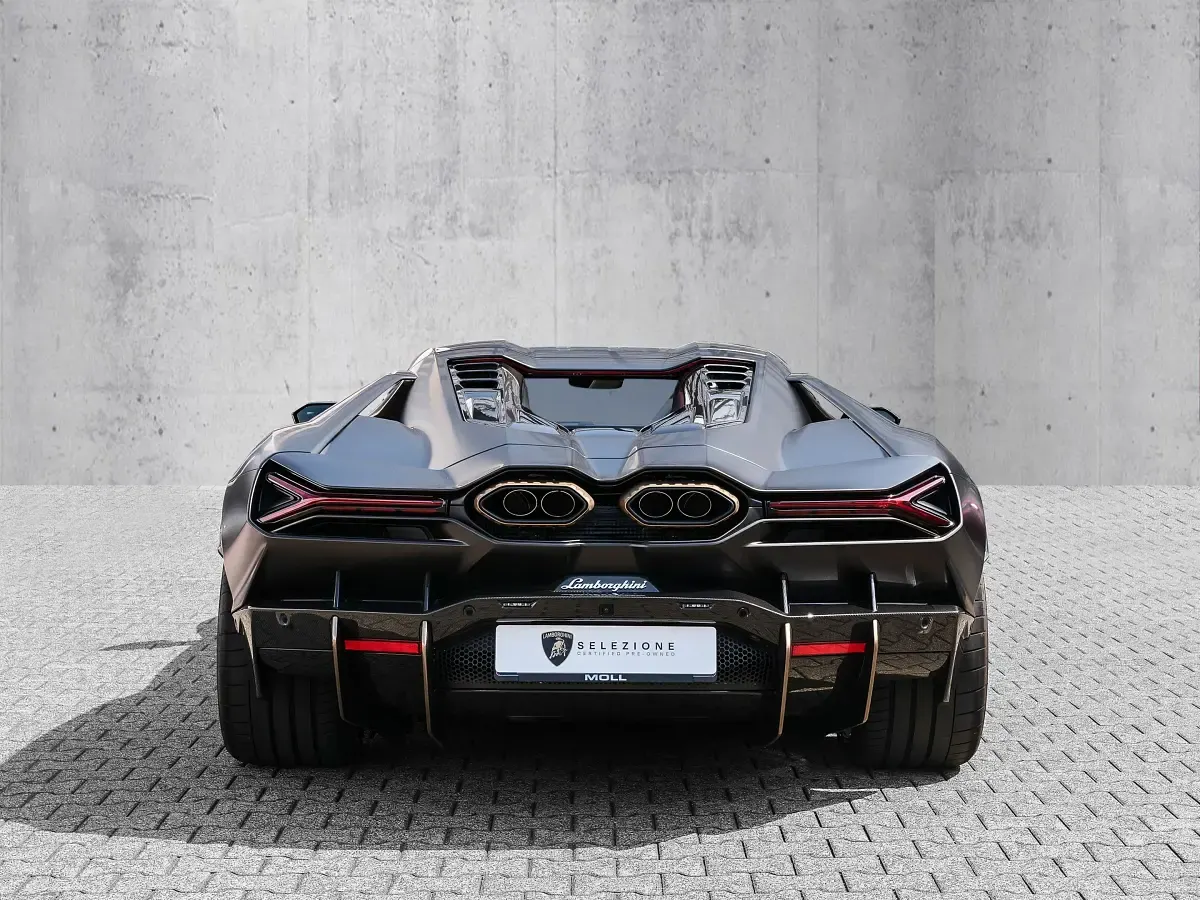 Gebraucht Lamborghini Revuelto 1014 PS (745 kW) 2026 Braun Coupé