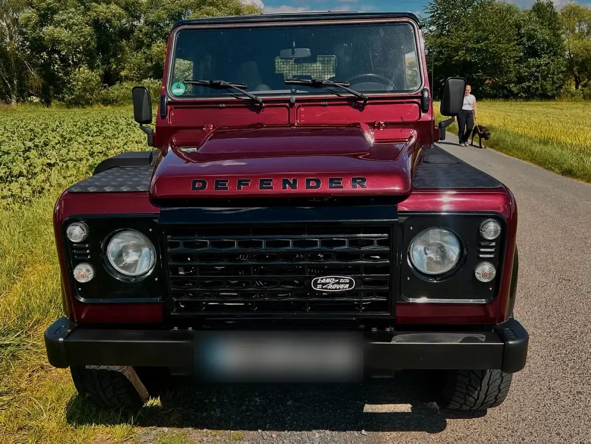Gebraucht Land Rover Defender SE 122 PS (89 kW) 2015 Rot SUV