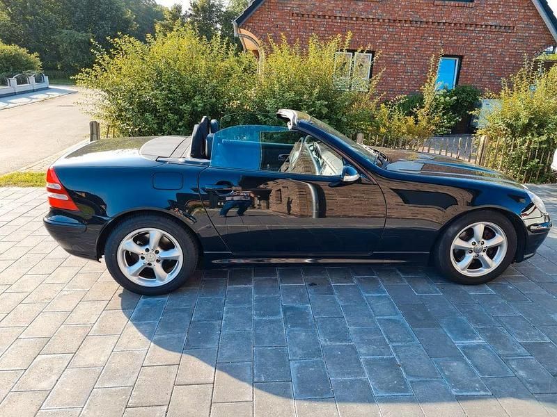 Gebraucht Mercedes SLK200 163 PS (119 kW) 2001 Schwarz Cabrio