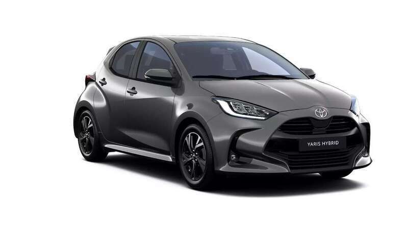 Marlingrau metallic Neu 2024 Toyota Yaris Hybrid Comfort Kleinwagen | 23.190 € (Guter Preis) - Bild 1/1